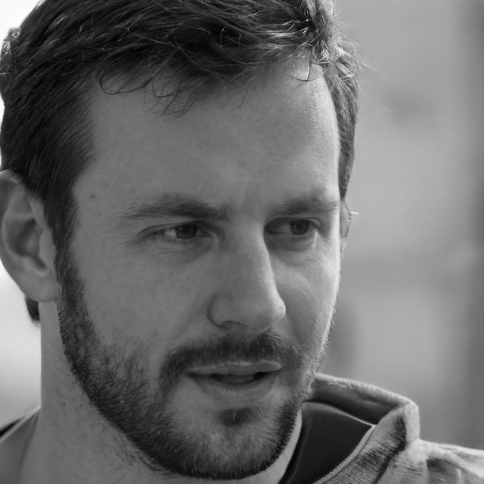 Portrait de Maxence Dubois, formateur en analyse financière
